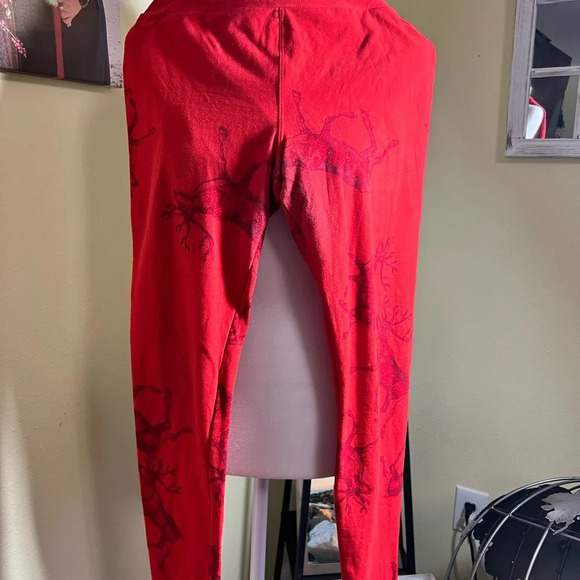 LuLaRoe LLR OS Leggings Red Holiday Deer Reindeer Caribou Vintage One Size. - Picture 8 of 9